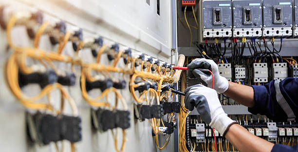 Professional Electrician technician working in Milford city, CT